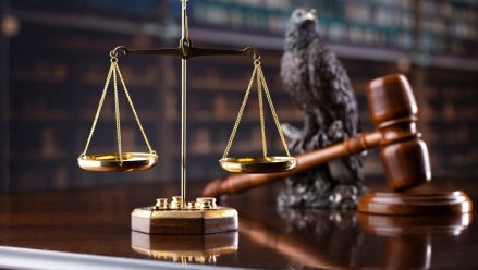 scales gavel
