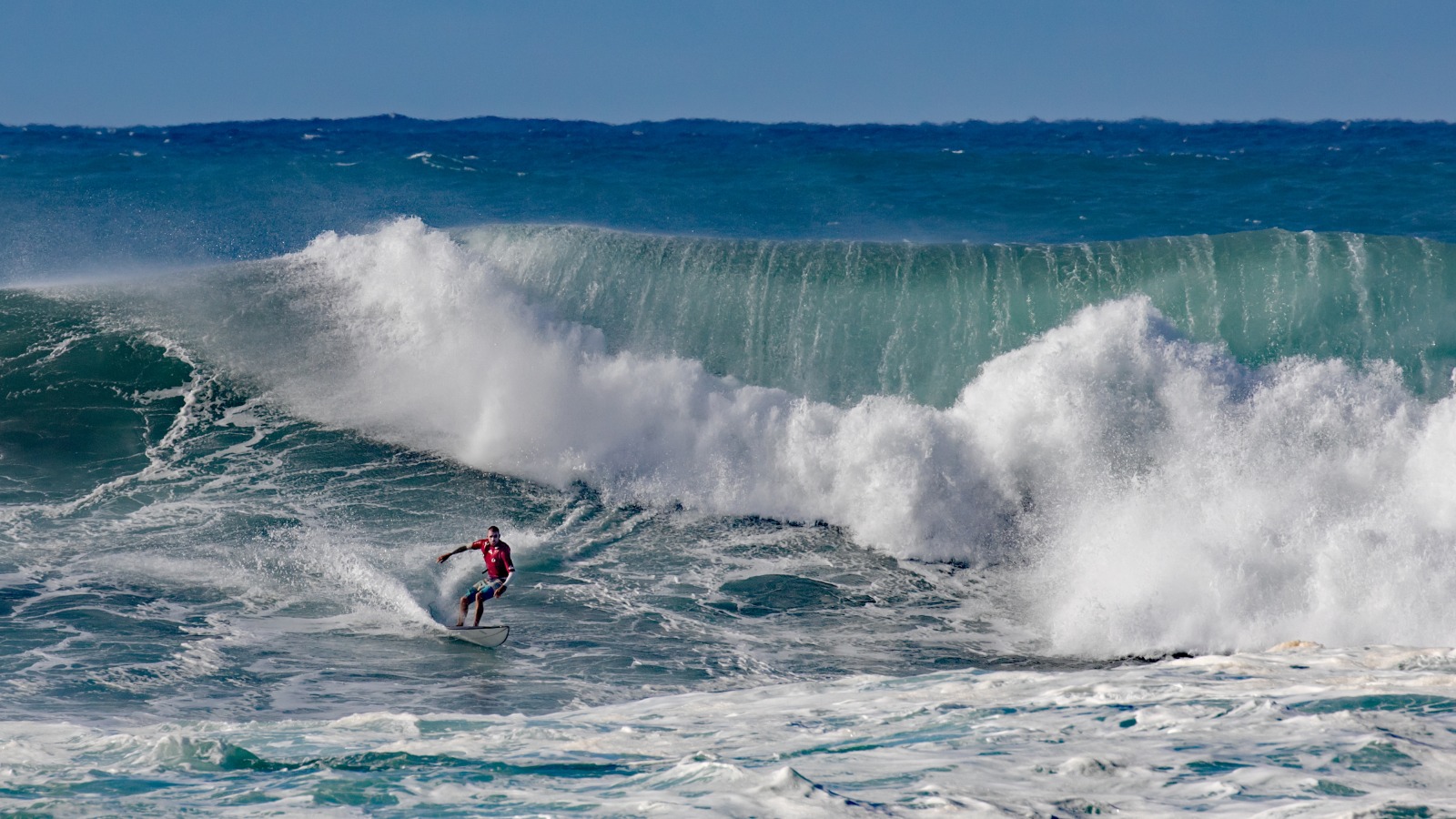 surfer north shore hawaii
