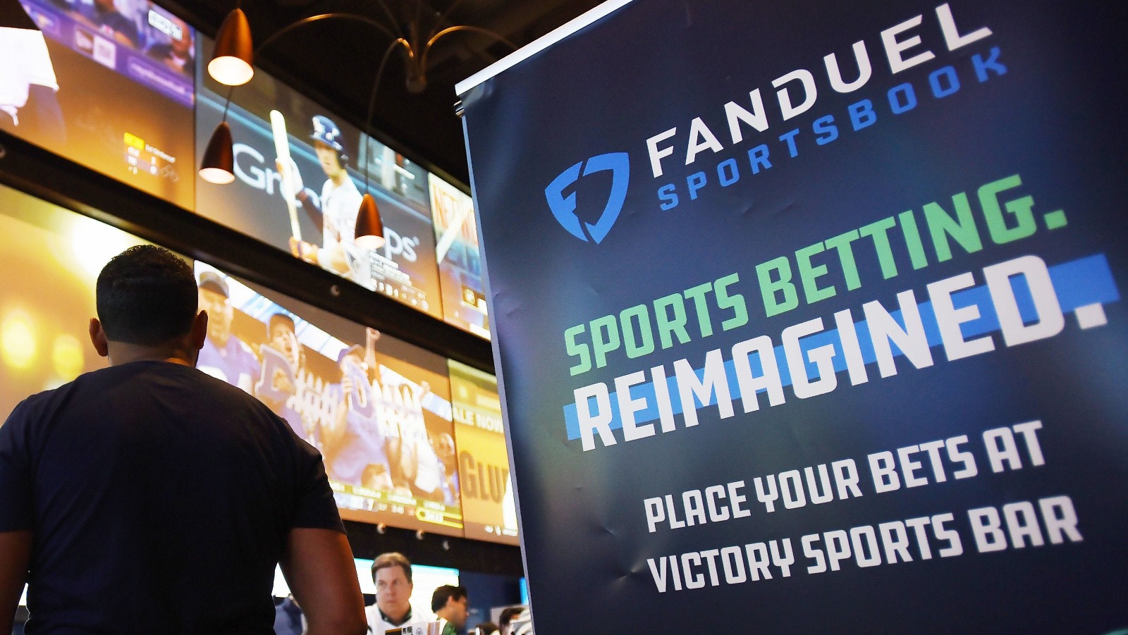 fanduel-sportsbook-sign-bar