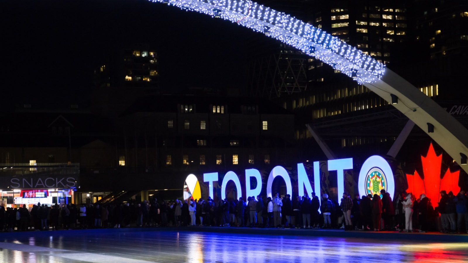 toronto-ice-rink-night