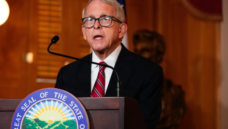 ohio-governor-mike-dewine-podium