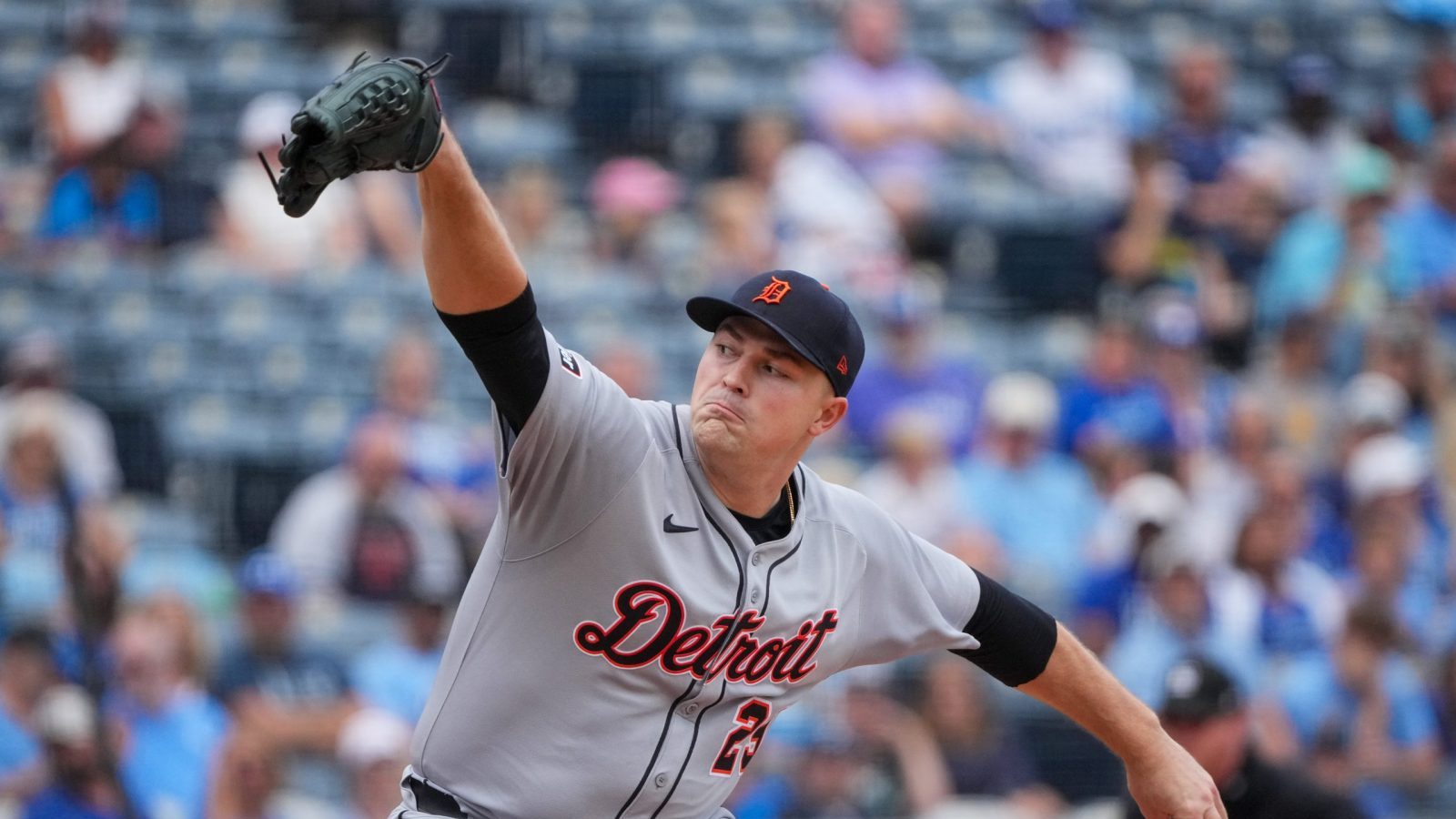 Michigan-North Carolina August 2025 sports betting revenue