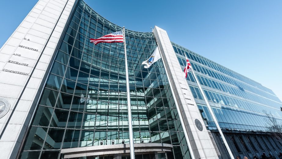 sec-building-flags-waving