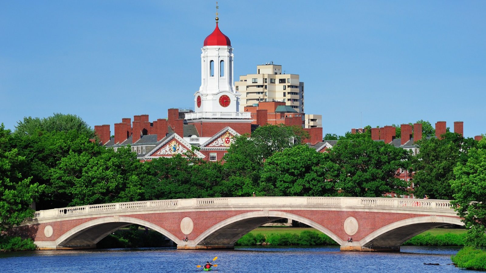 Imagn Images via Vecteezy.com