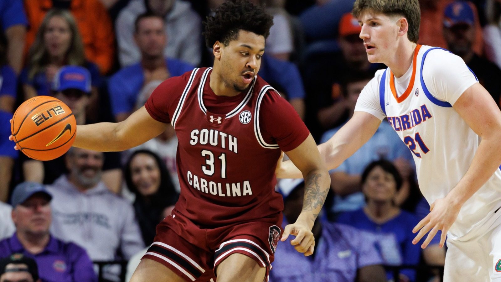 south-carolina-basketball-elijah-strong-post