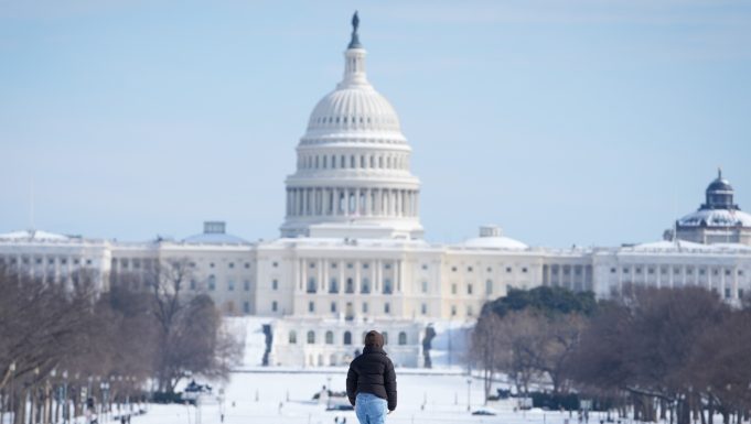 us-capitol-long-view-snow
