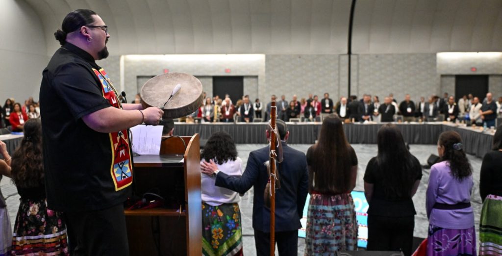 tribute-ernie-stevens-drum-drance