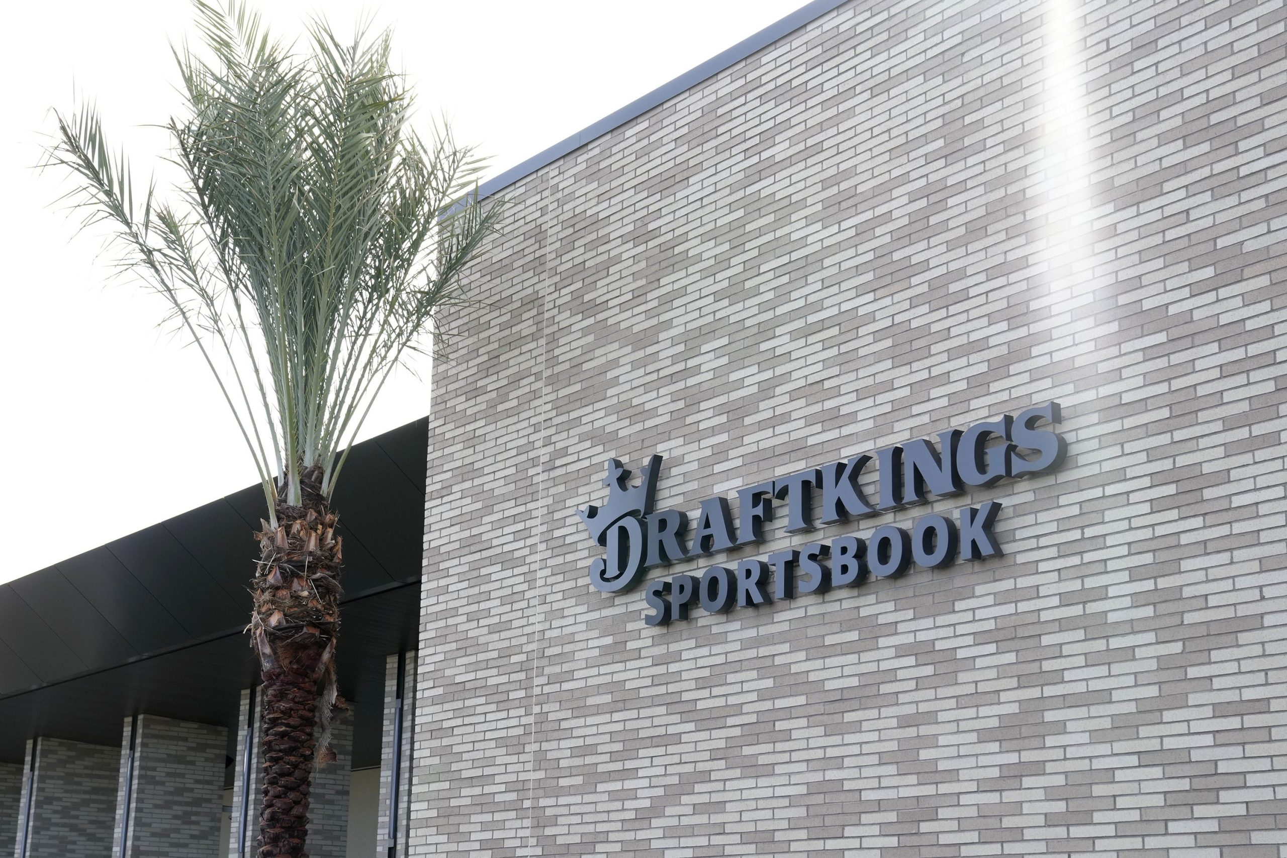 DraftKings CEO: Some Operators ‘Irresponsibly' Overstating Difference Between Predictions And Sportsbook