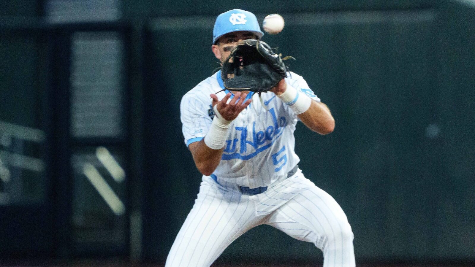 north-carolina-Gavin-Gallaher-catches-ball