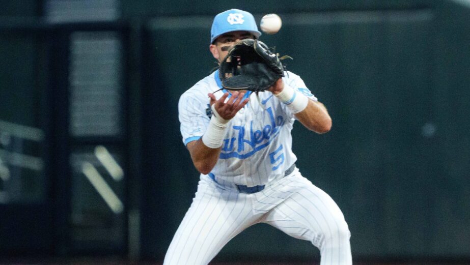 north-carolina-Gavin-Gallaher-catches-ball