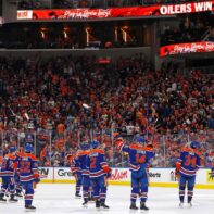 edmonton-oilers-celebrate-playoff-win