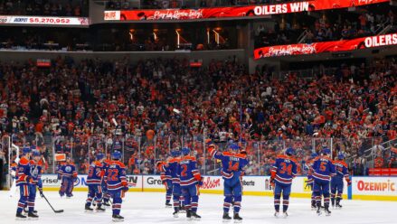 edmonton-oilers-celebrate-playoff-win
