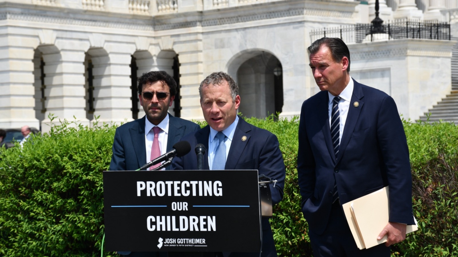 gottheimer-mansour-introduce-bill-congress