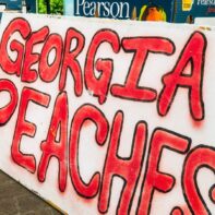 georgia-peaches-painted-sign