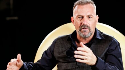 kevin-costner-yellow-chair-talking