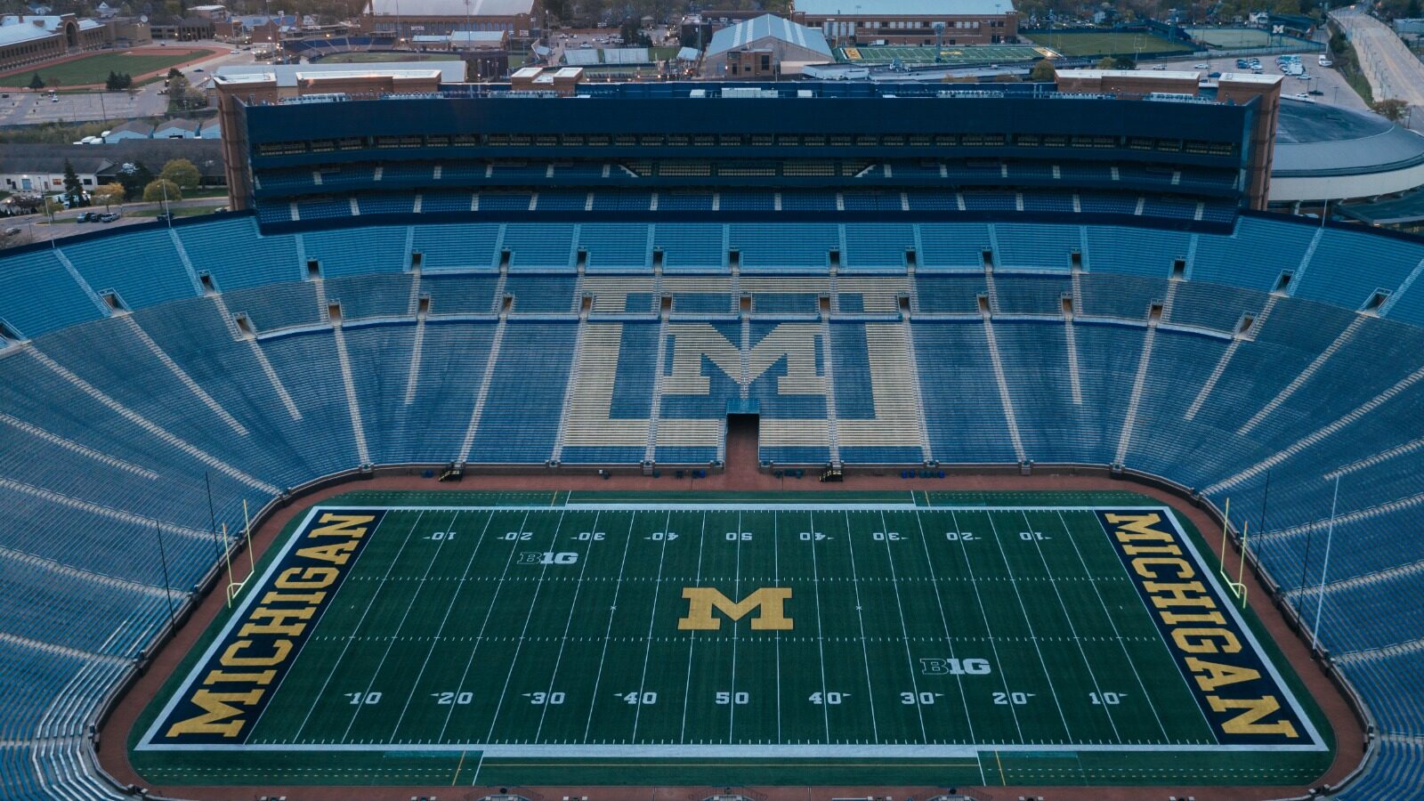 michigan-football-stadium