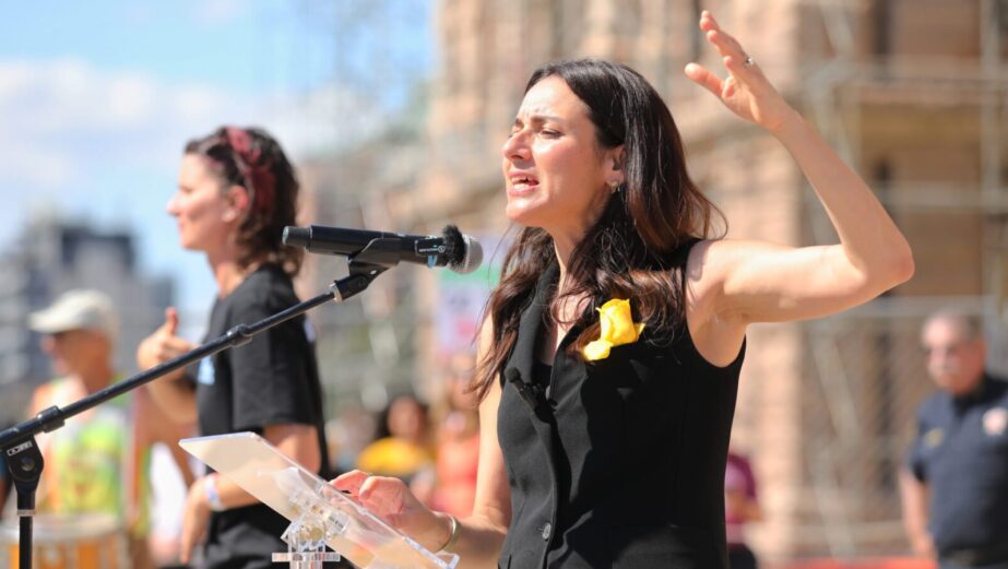 gina hinojosa texas